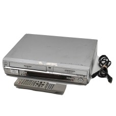 Panasonic Dvd Vhs Video Recorder Dmr-e75v Comb Recorder With Dubbing + Remote